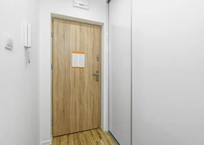 Park Cytadela By Renters * Poznan